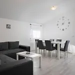 Villa Suhalj Medulin