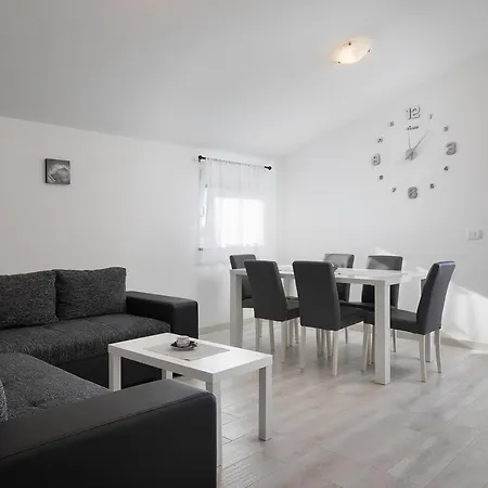 Villa Suhalj Medulin